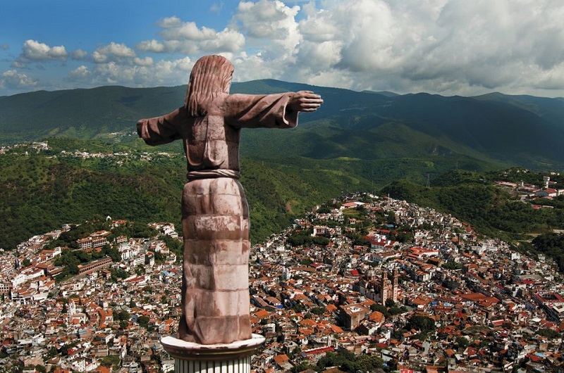 Habibi World Travel- https://habibi-world-travel-agency.com/ -Taxco de Alarcón